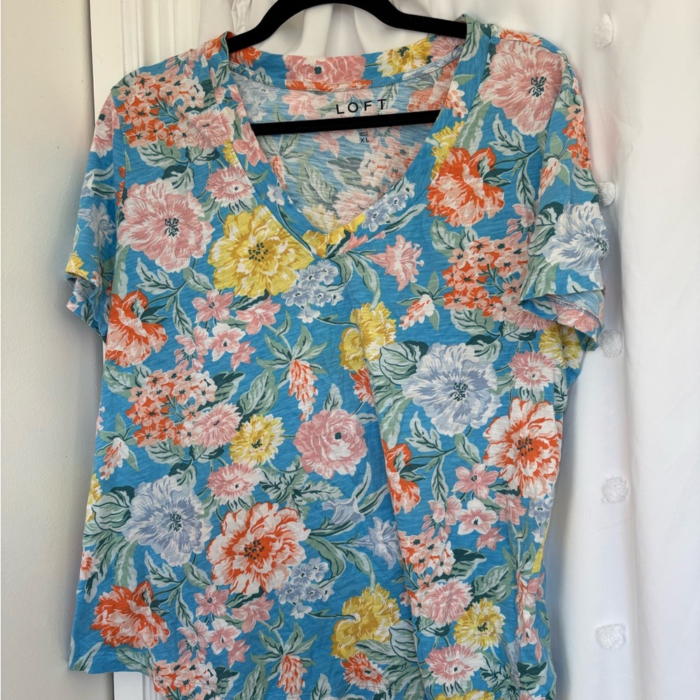 Ann Taylor Loft Floral Tee XL